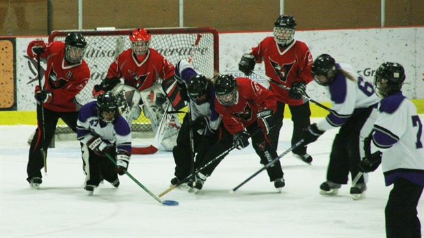 Les Valkyries performent au 2e Tournoi de Ringuette Telus de Sainte-Marie